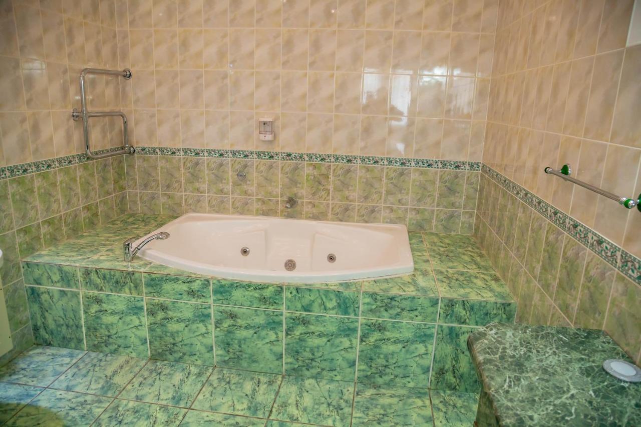 Ridon Lux Hotel Ташкент Екстериор снимка